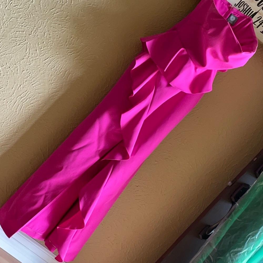 Vince Camuto long dress strapless with slit
